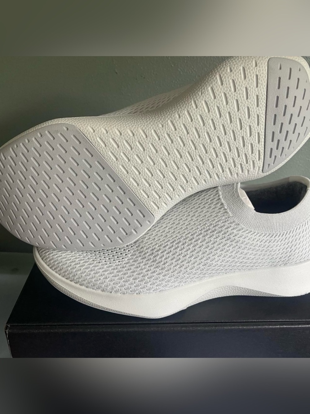 Men's Allbirds Slip-On Knit Mesh Athletic Sneakers - blizzard white. Mens 11.5.